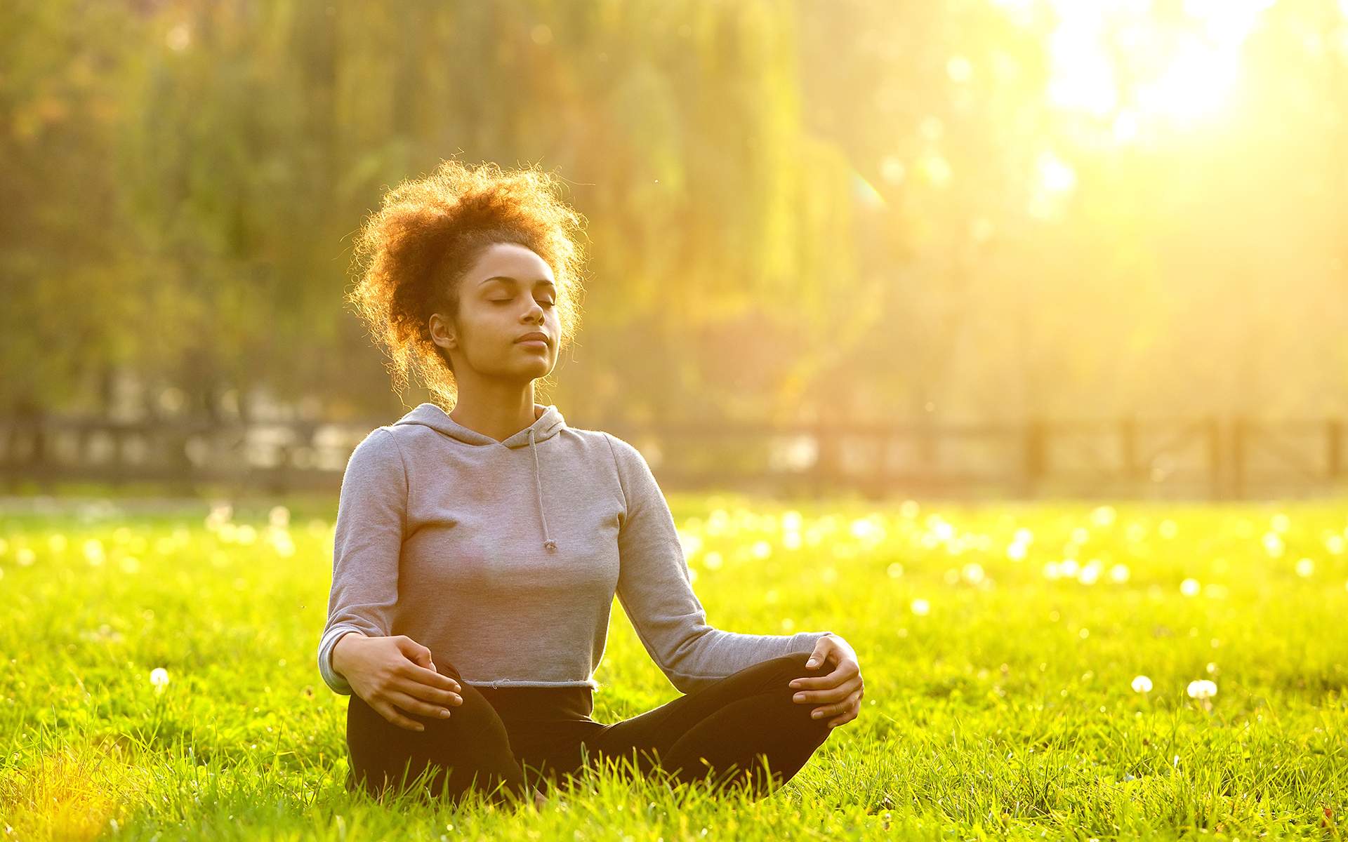 Fully Experience The Present With A 10 Minute Practice